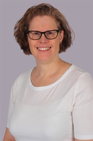 Dr. Kari Edman